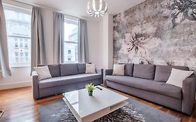 Oxford Street Apartments By Advan